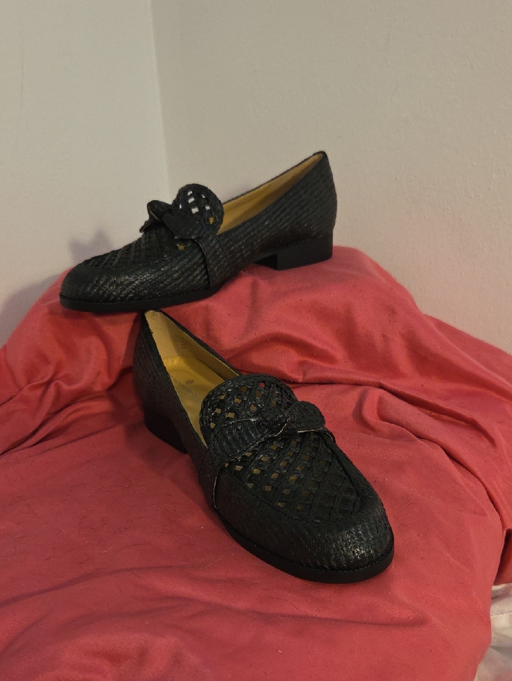 NWOT Bandolino Faux Leather Woven Moccasins